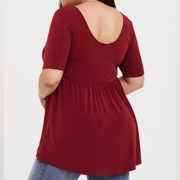 Women’s Torrid Deep Red Studio Knit V-Neck Ruched Front Babydoll Tee 2 2XL XXL - Picture 11 of 13